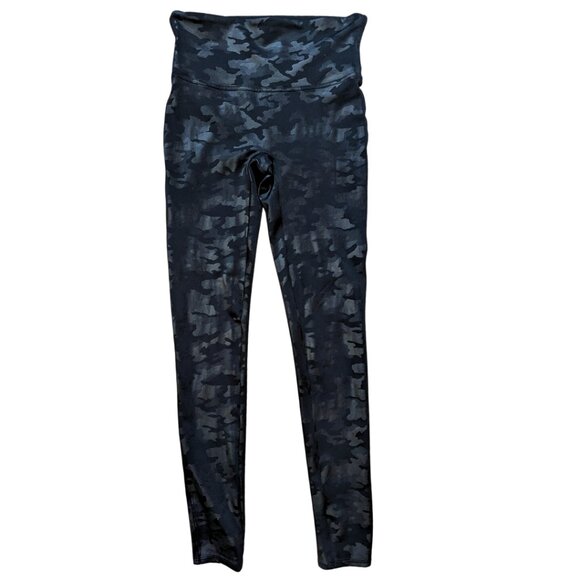 Spanx Medium Black Camo High Waist Ankle Cropped Leggings - Picture 2 of 9